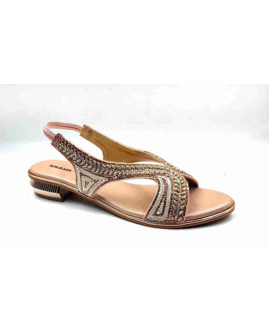 4706: Balujas Antic Mid Heel Sandal 