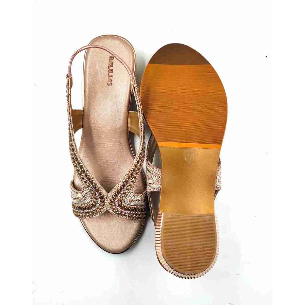 4706: Balujas Antic Mid Heel Sandal 