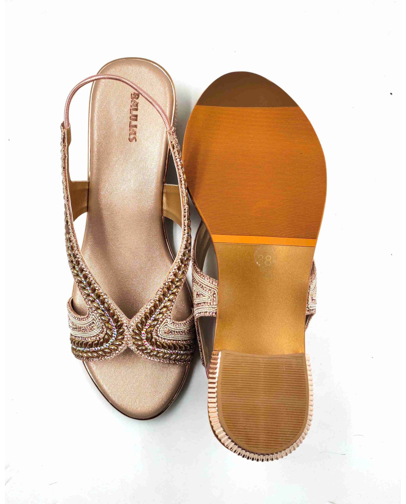 4706: Balujas Antic Mid Heel Sandal 