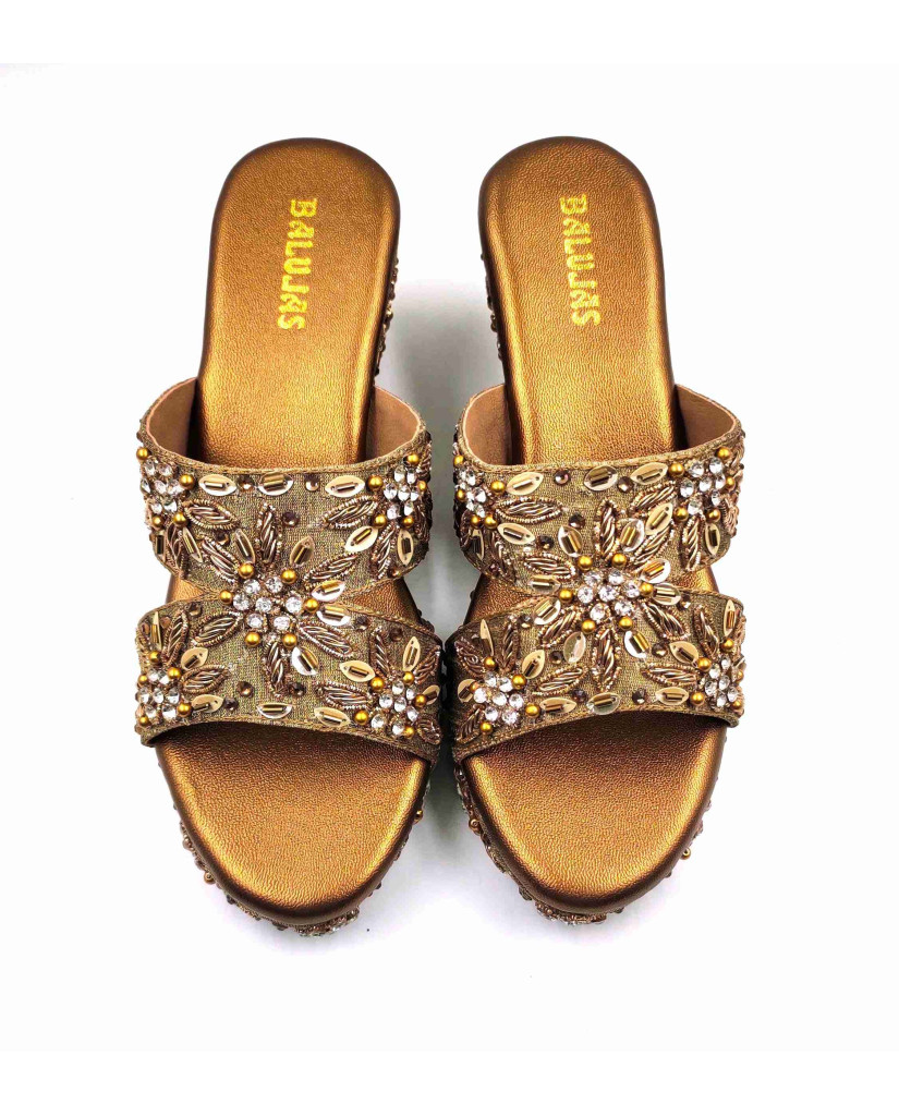 86-13: Balujas Antic Wedge Heel Slipper