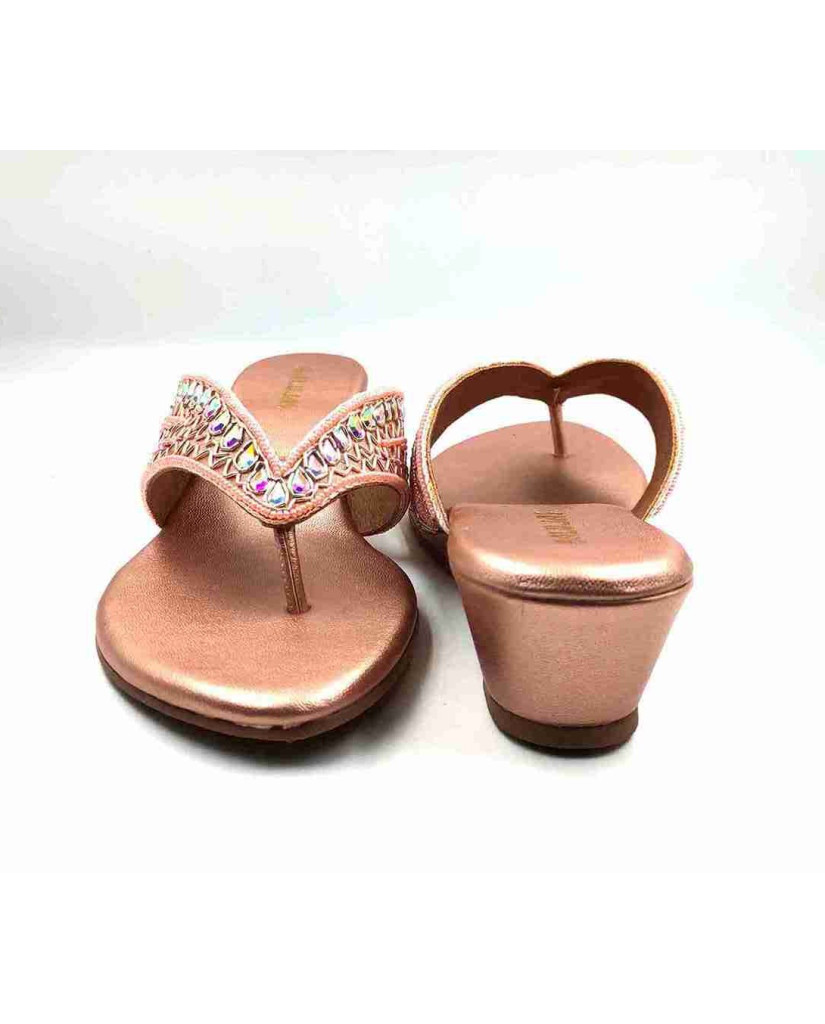 86-153: Balujas Sultan Wedge Heel Slipper