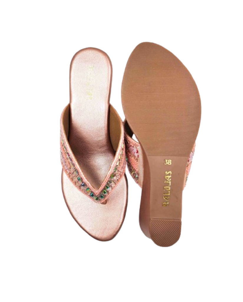 86-153: Balujas Sultan Wedge Heel Slipper