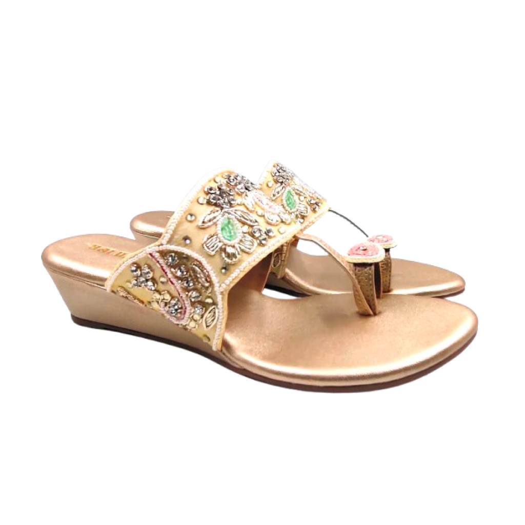 86-163: Balujas Golden Wedge Heel Slipper