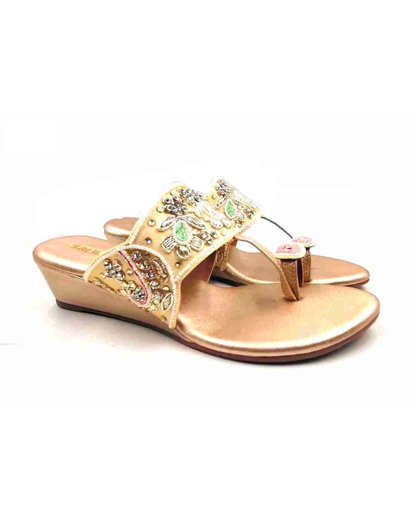 86-163: Balujas Golden Wedge Heel Slipper