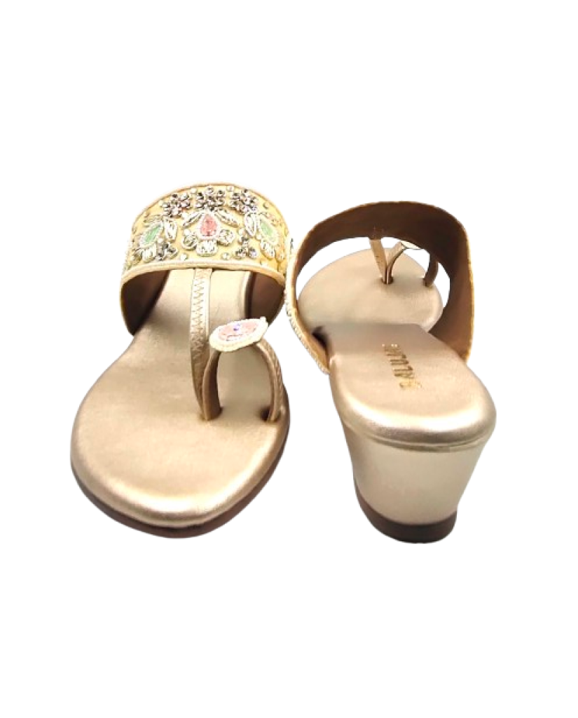 86-163: Balujas Golden Wedge Heel Slipper