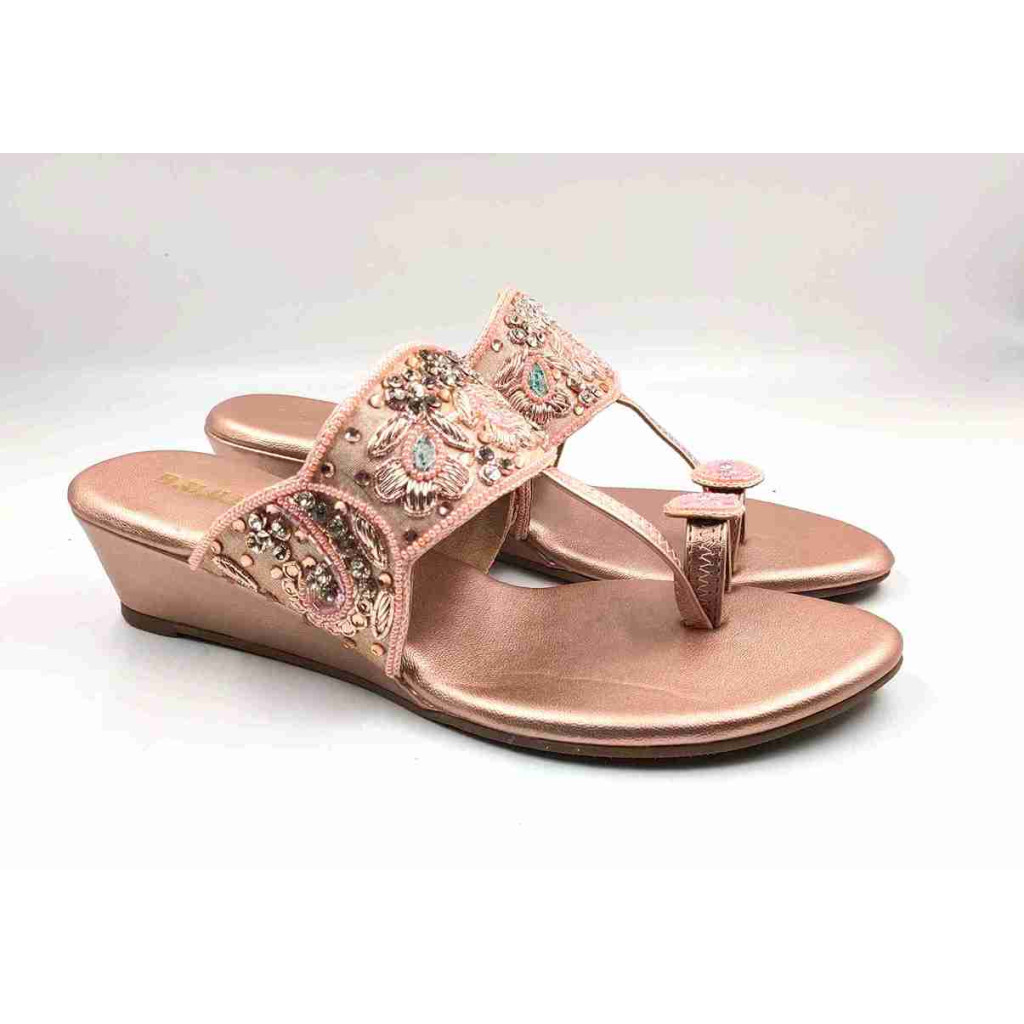 86-163: Balujas Sultan Wedge Heel Slipper