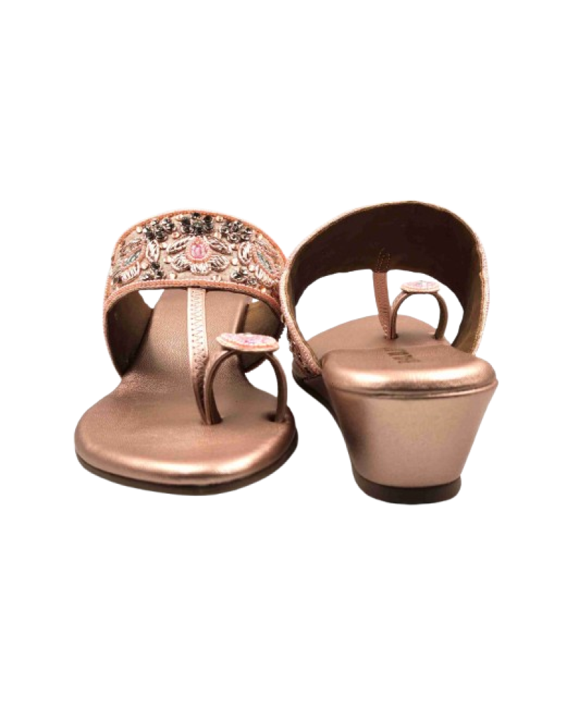 86-163: Balujas Sultan Wedge Heel Slipper