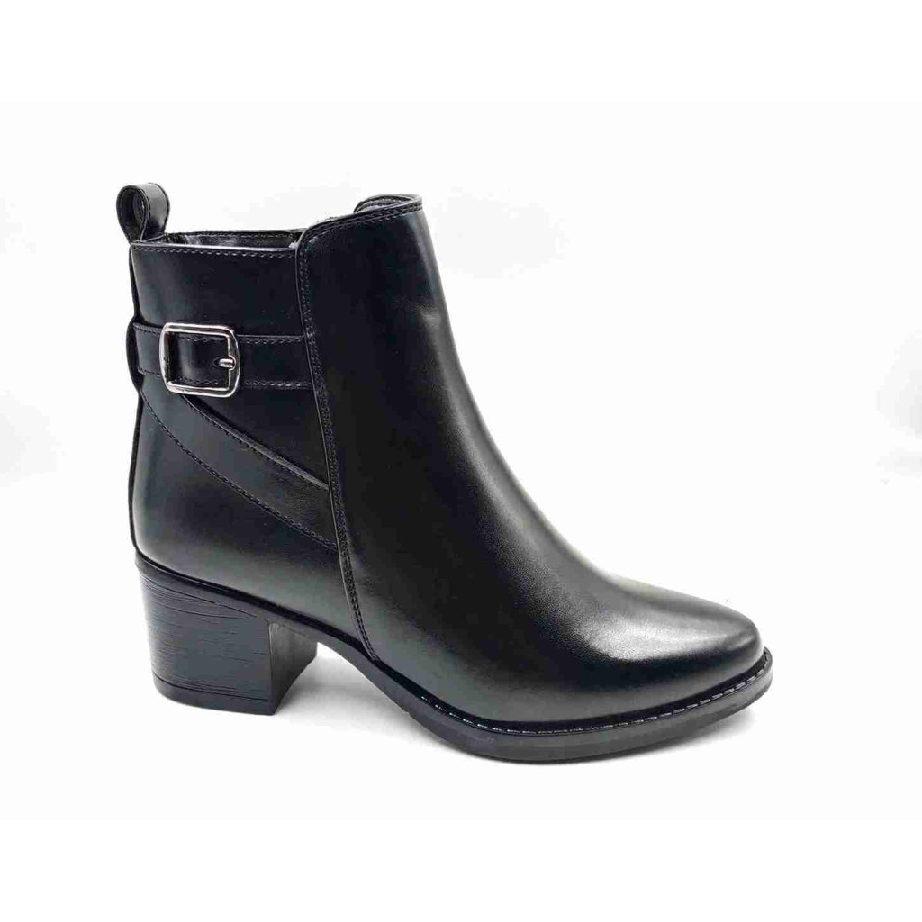 AG-02: Balujas Women's Black Boot