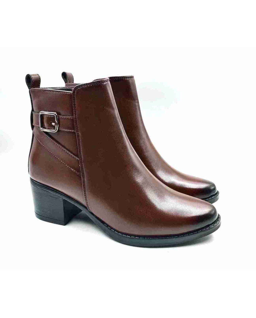 AG-02: Balujas Women's Brown Boot