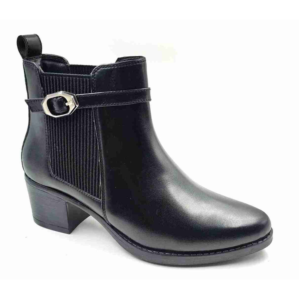 AG-08: Balujas Women's Black Ankle Boot