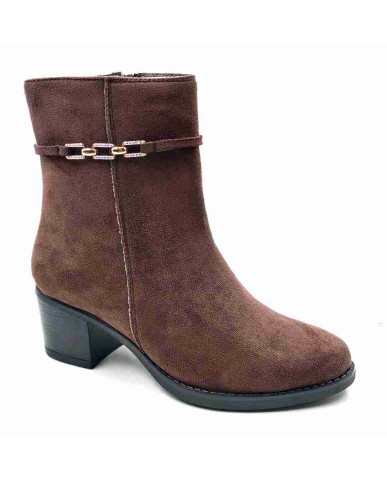 AG-20: Balujas Women's Brown Suede Boot