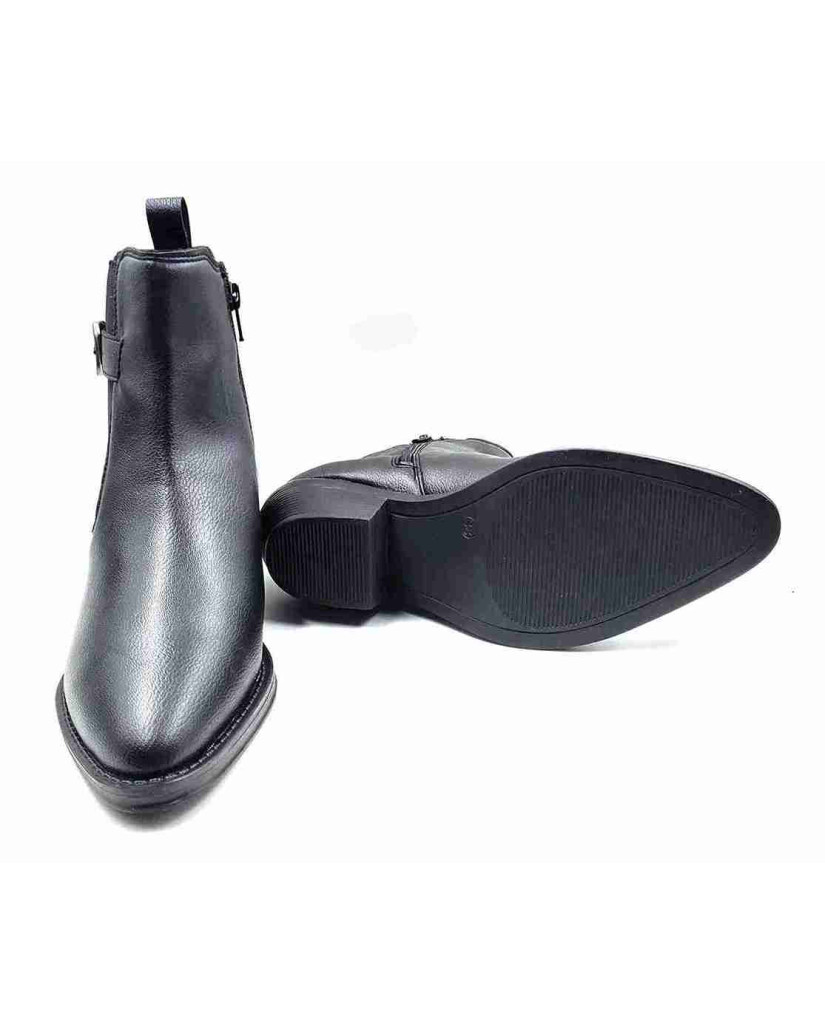 CB-02: Balujas Women's Black  Boot