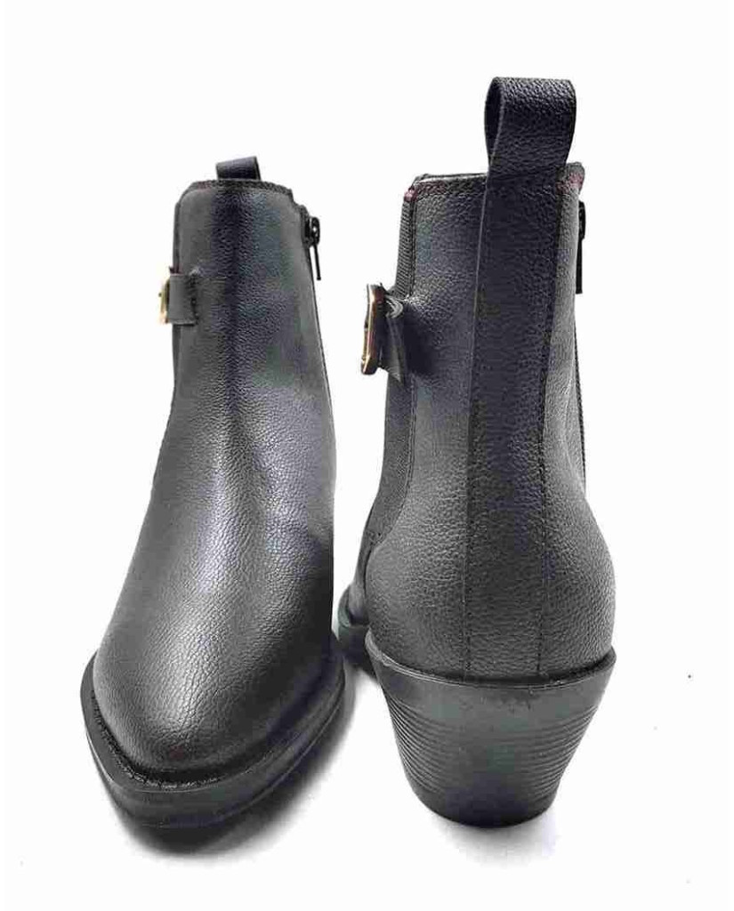 CB-02: Balujas Women's Brown Boot