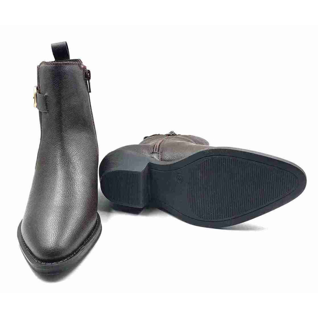 CB-02: Balujas Women's Brown Boot