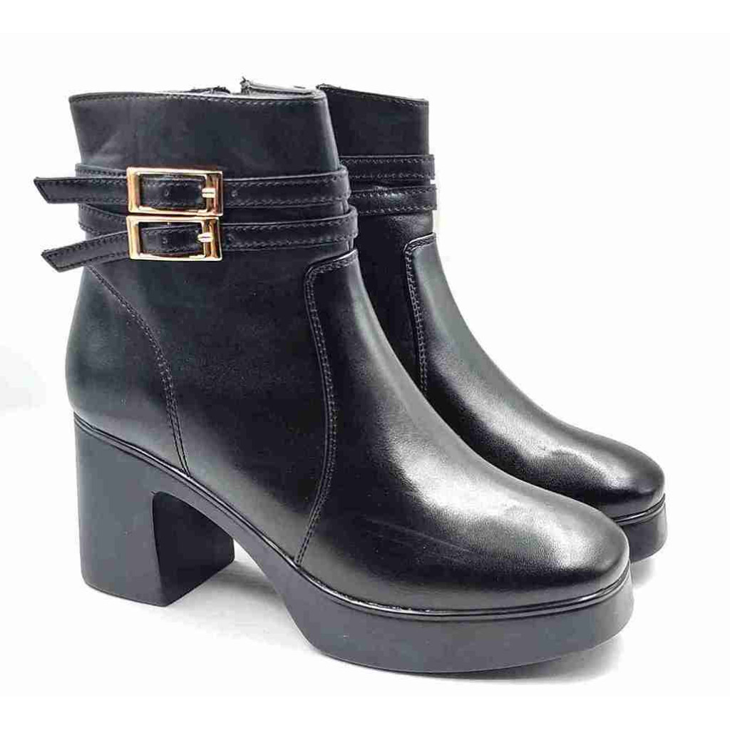 IR-03: Balujas Women's Black Boot
