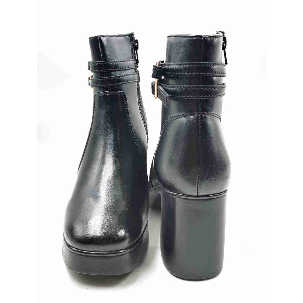 IR-03: Balujas Women's Black Boot