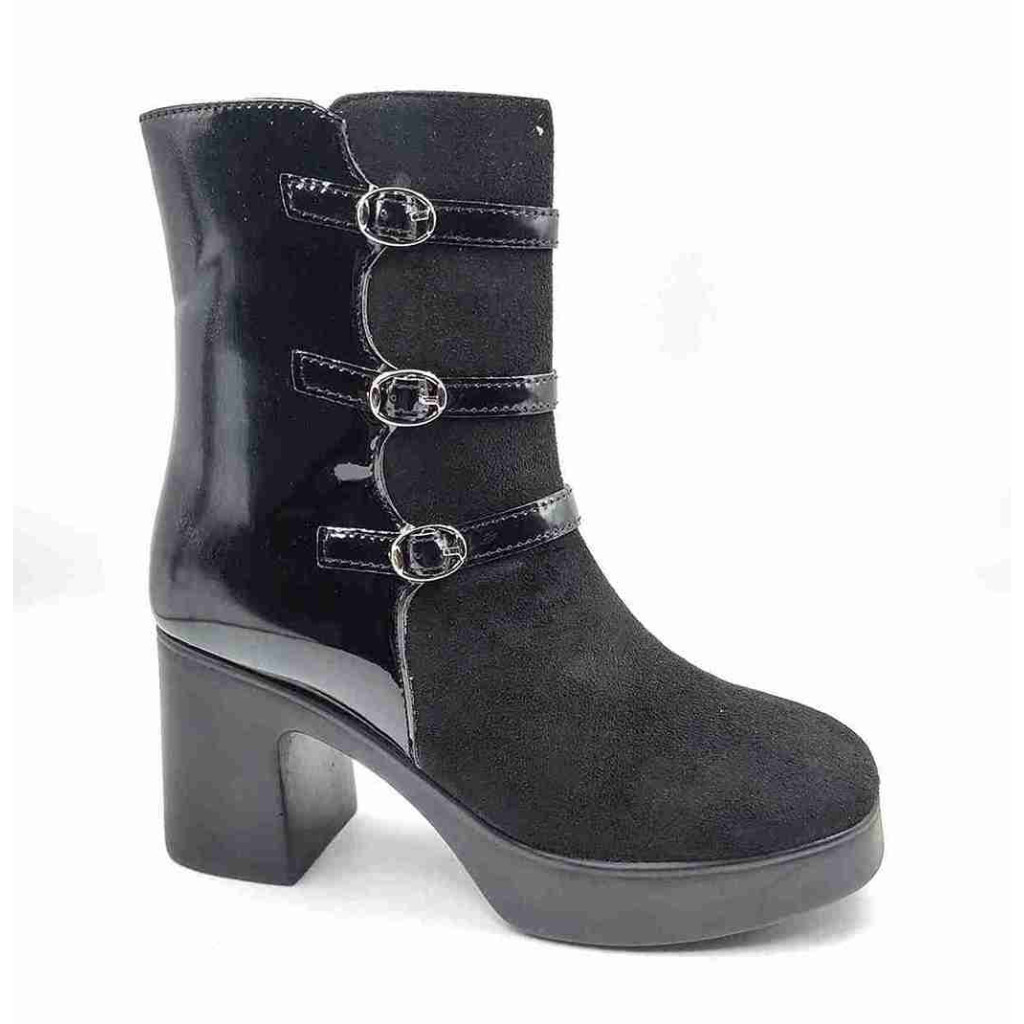 IR-10: Balujas Women's Black Boot