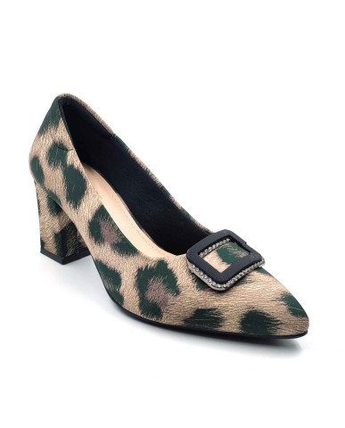 AR00010: Balujas Women's Beige Lepoard Design Pumps
