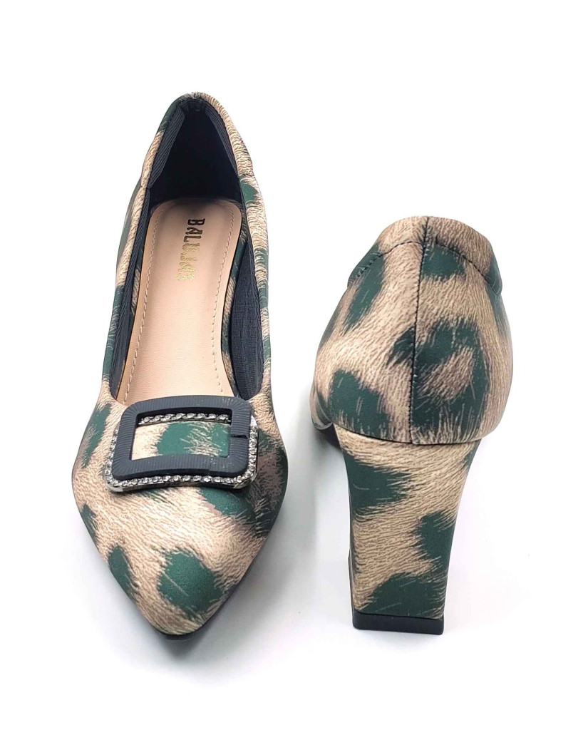 AR00010: Balujas Women's Beige Lepoard Design Pumps