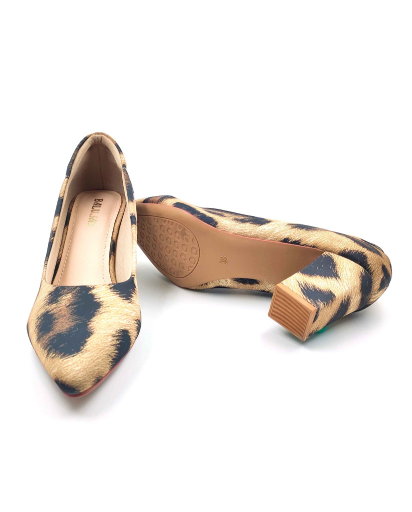 AR0003: Balujas Women's Black Lepoard Design Pumps