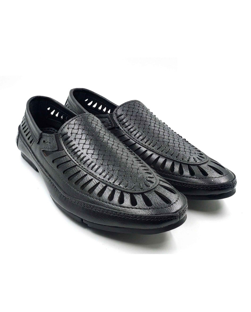 BALENO-2: Balujas Men's Black Casual Sandal