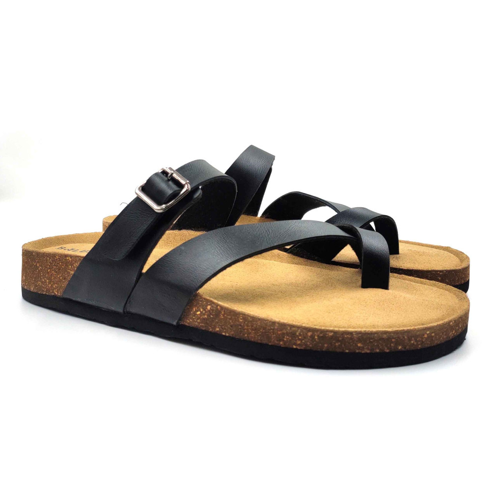 11012: Balujas Men Black Comfort Chappal 11012: Balujas Men Black Comfort Chappal