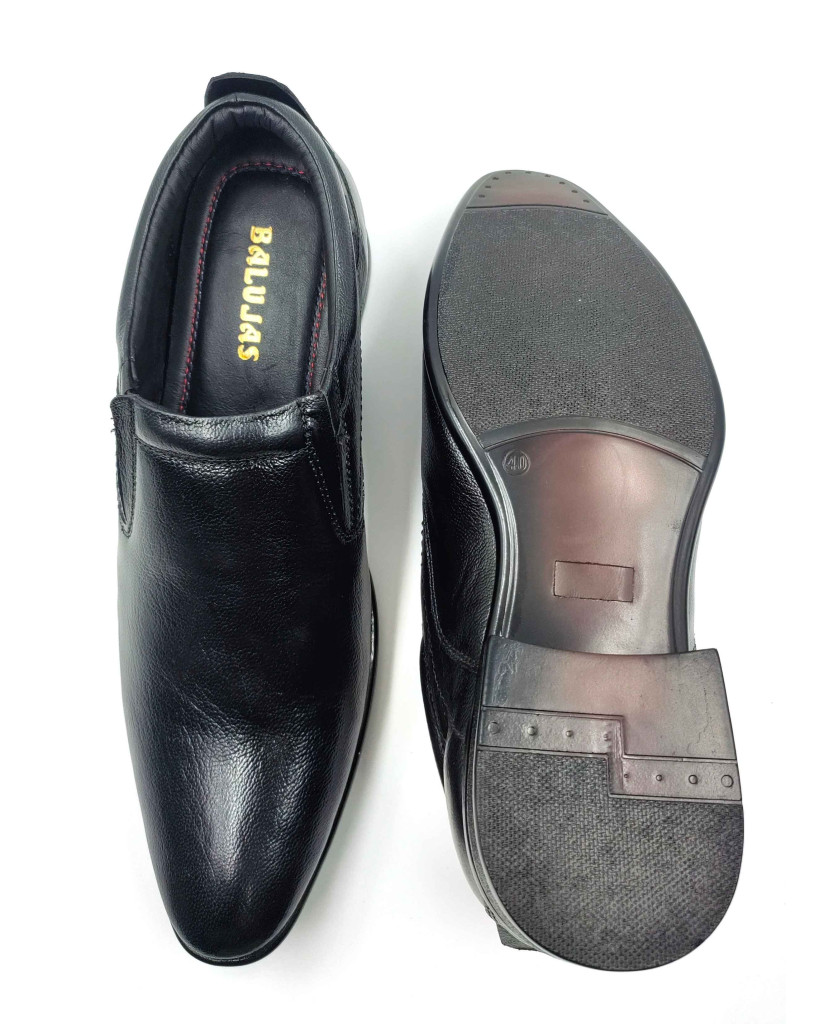 11030 Balujas Man's Black Slip on Shoes