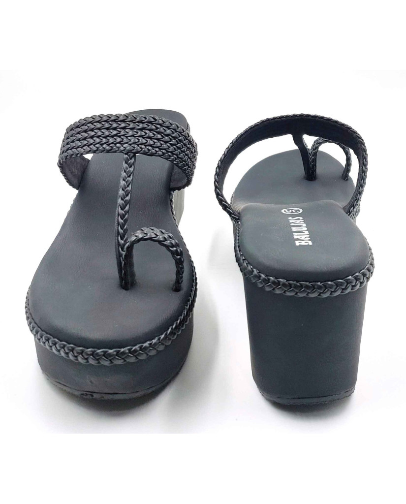 1117 Balujas Women Black Wedge Heel Kolhapuri Chappal