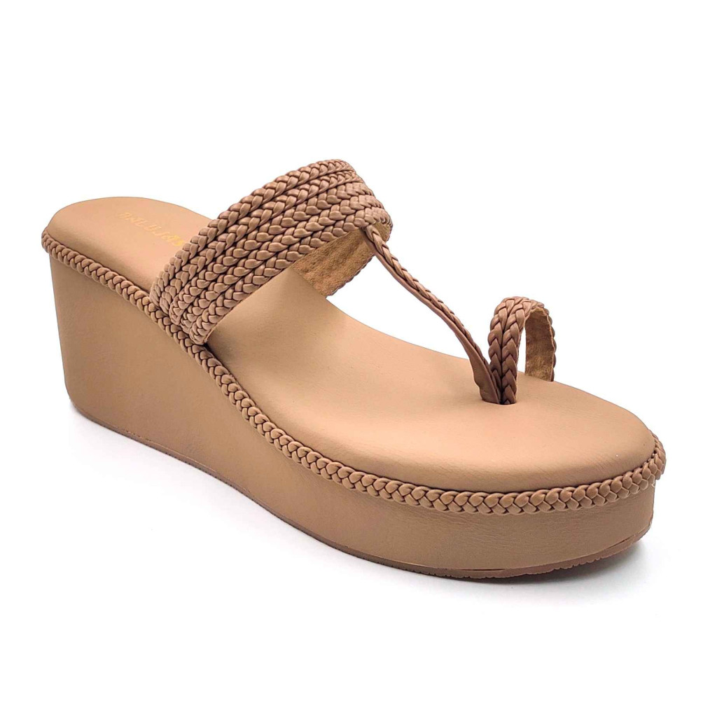 1117 Balujas Women Chiku Wedge Heel Kolhapuri Chappal