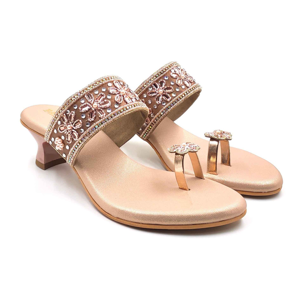 11628 Balujas Women Sultan Block Heel Chappal 11628 Balujas Women Sultan Block Heel Chappal