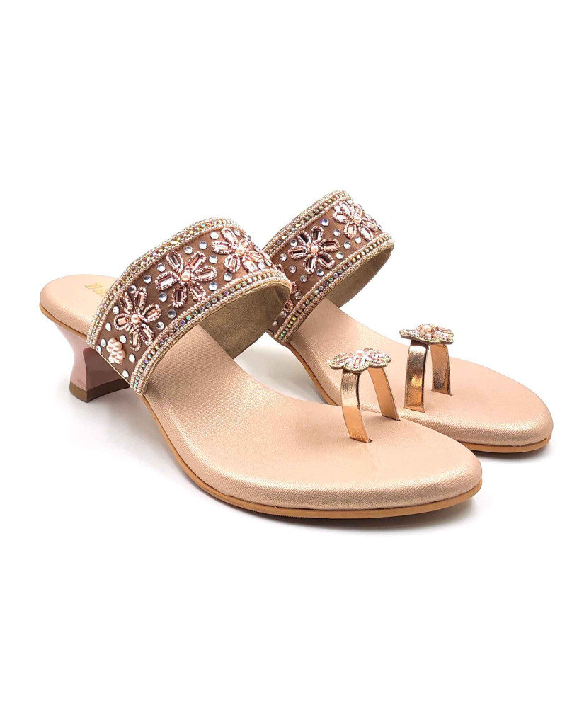 11628 Balujas Women Sultan Block Heel Chappal