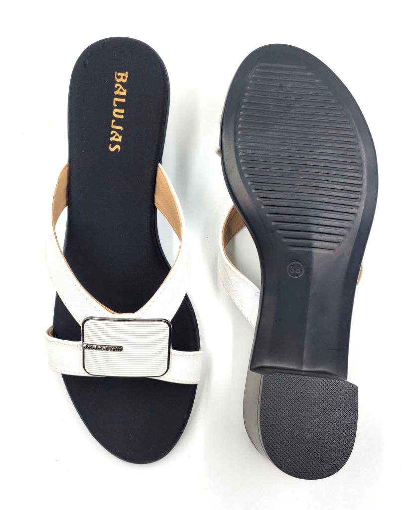 9118: Balujas White Block Heel Slipper