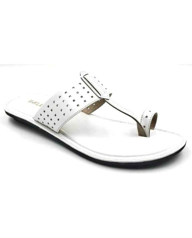 705: White Leather Toe-Ring Kolhapuri Slippers