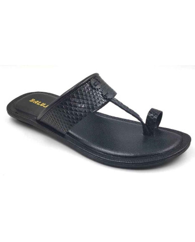 713: Black Leather Toe-Ring Kolhapuri Slippers