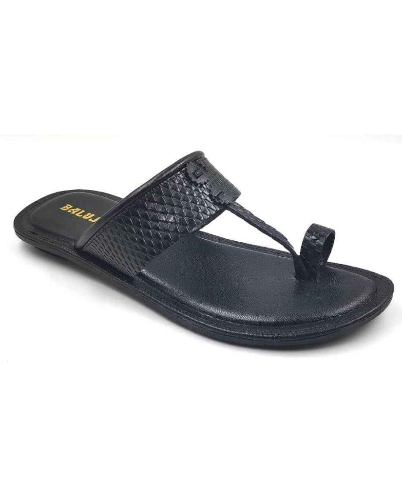 713: Black Leather Toe-Ring Kolhapuri Slippers