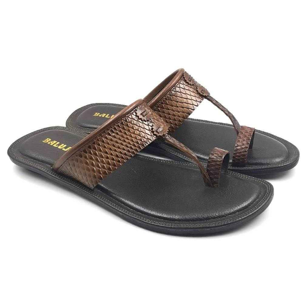 713: Tan Leather Toe-Ring Kolhapuri Slippers