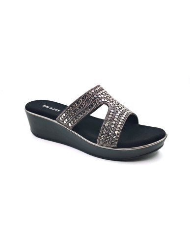 11505: Balujas Black Wedge Heel Slipper