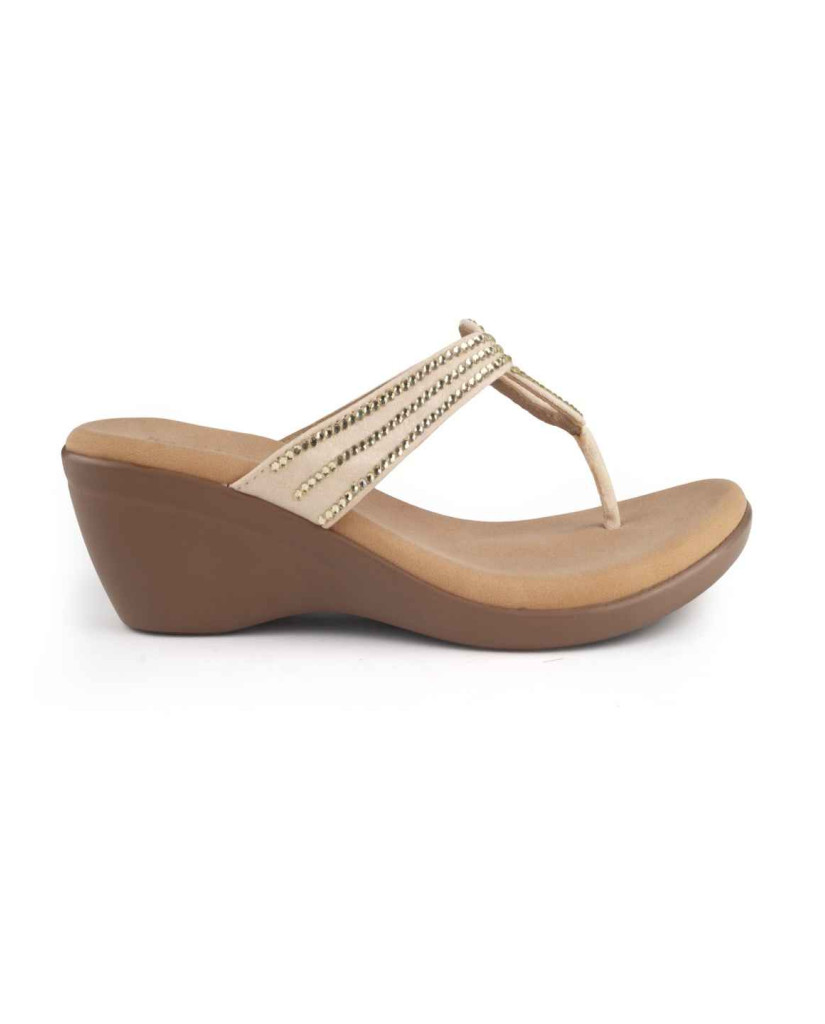 11099: Balujas Gold Wedge Heel Ladies Slipper
