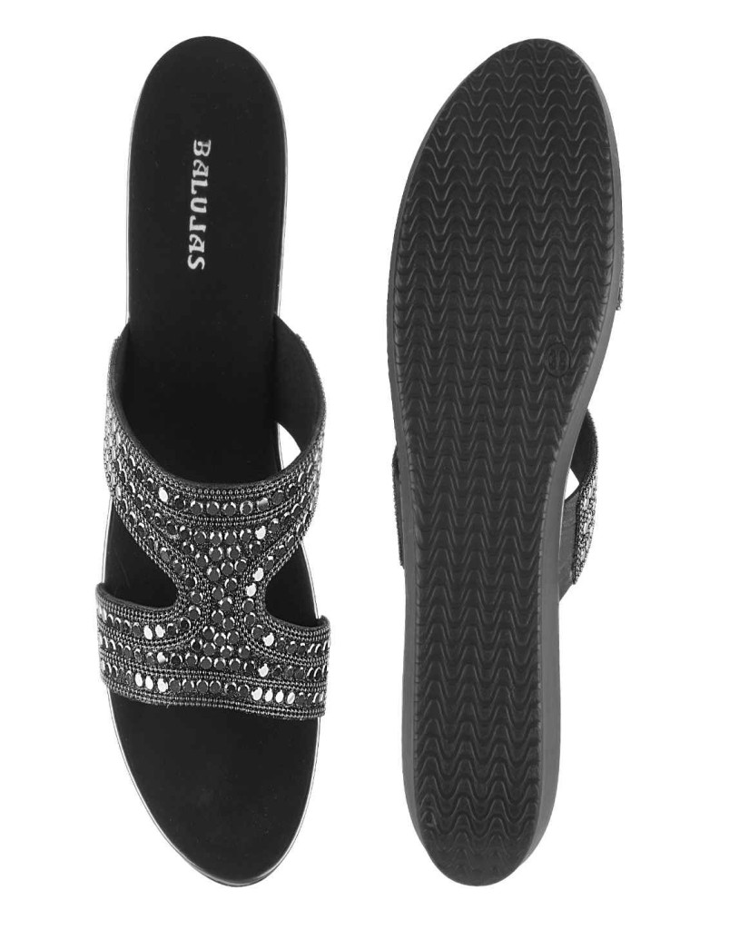 11505: Balujas Black Wedge Heel Slipper