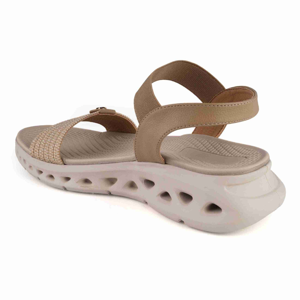 11408: Balujas Women's Beige Sandal 