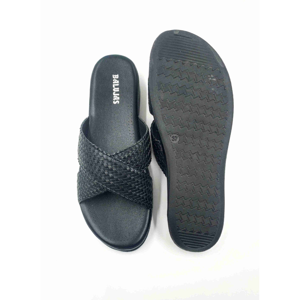 SW-01: Balujas Black Flat Slipper