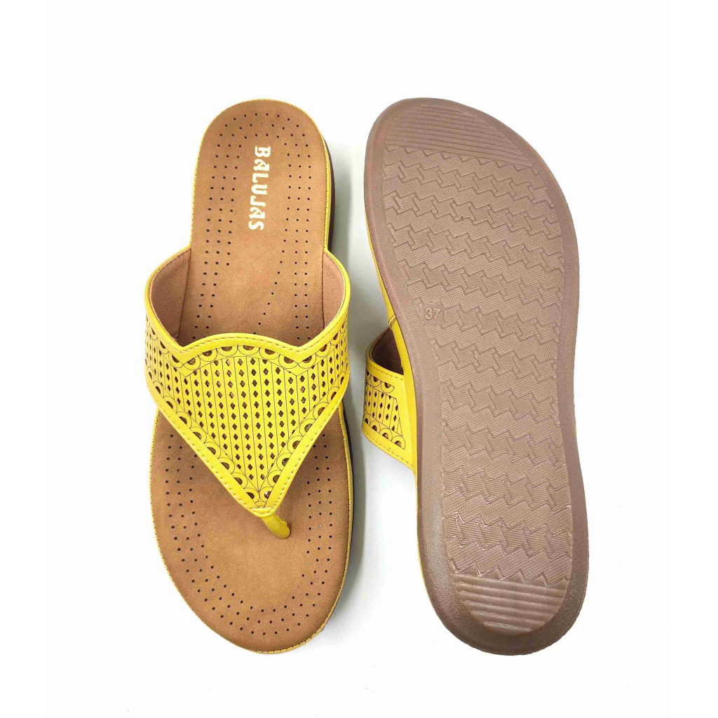 SW-03: Balujas Mustrad Flat Slipper