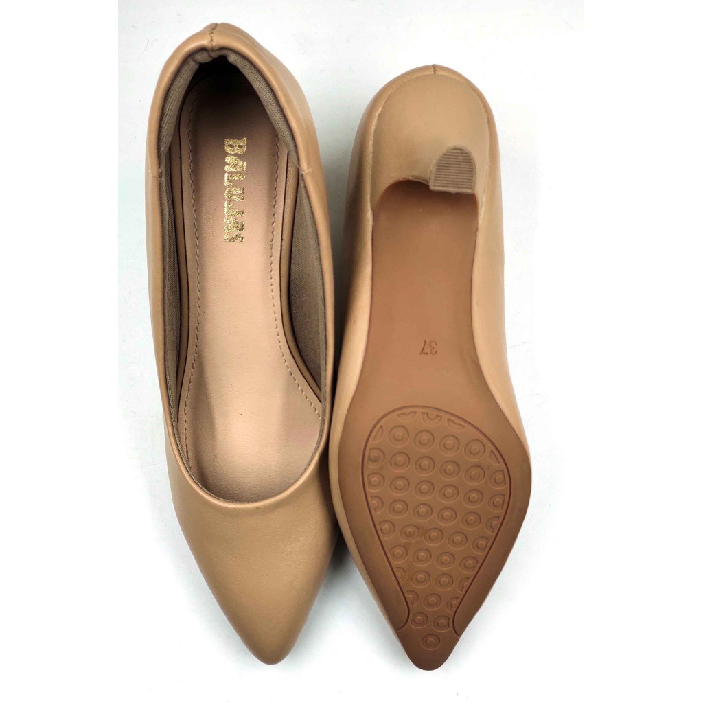 AR0002: Balujas Beige Kitten Heel 