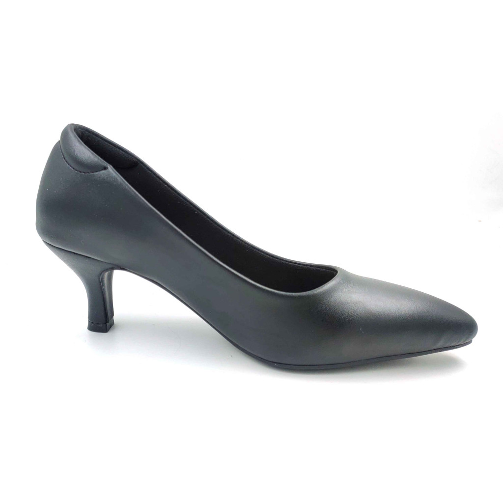 AR0002: Balujas Black Kitten Heel 