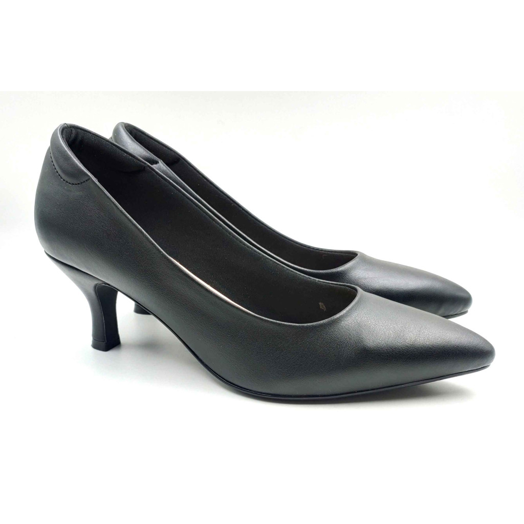 AR0002: Balujas Black Kitten Heel 