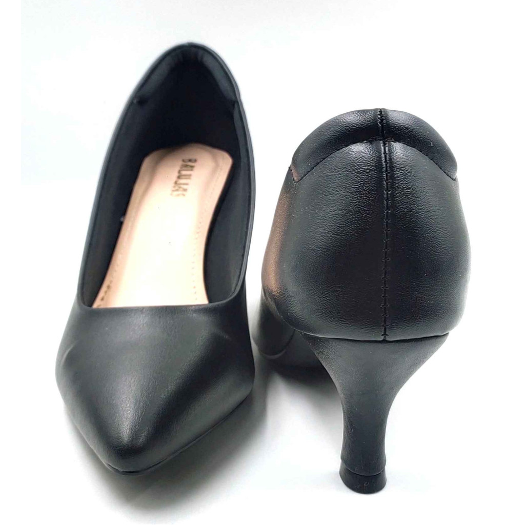 AR0002: Balujas Black Kitten Heel 