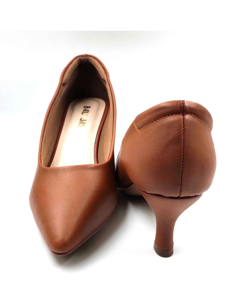 AR0002: Balujas Tan Kitten Heel 