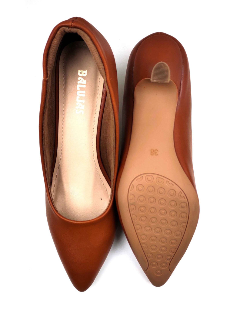 AR0002: Balujas Tan Kitten Heel 