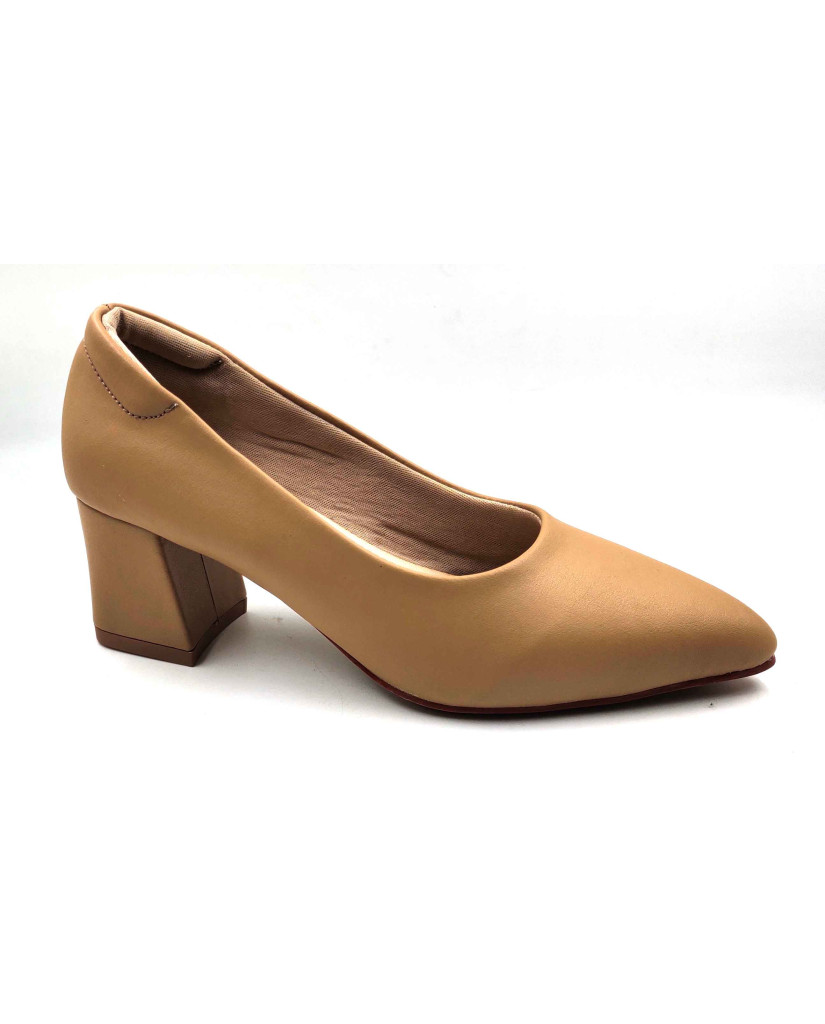AR0008: Balujas Beige Block Heel Pumps 