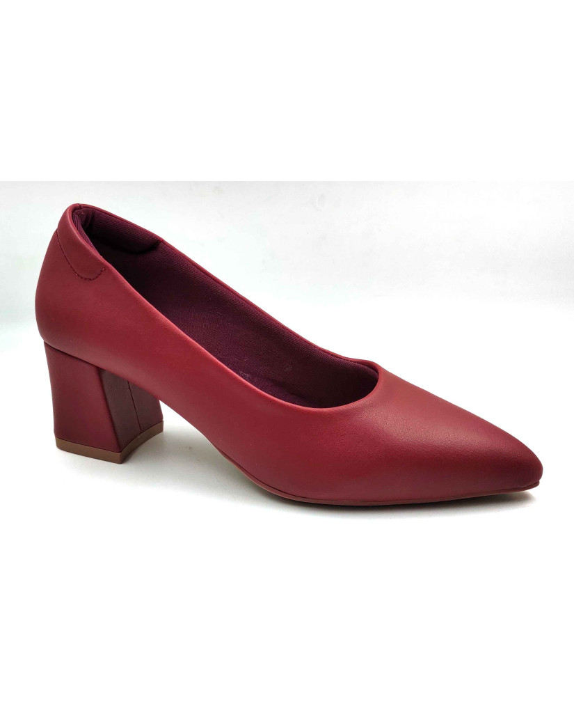 AR0008: Balujas Maroon Block Heel Pumps 